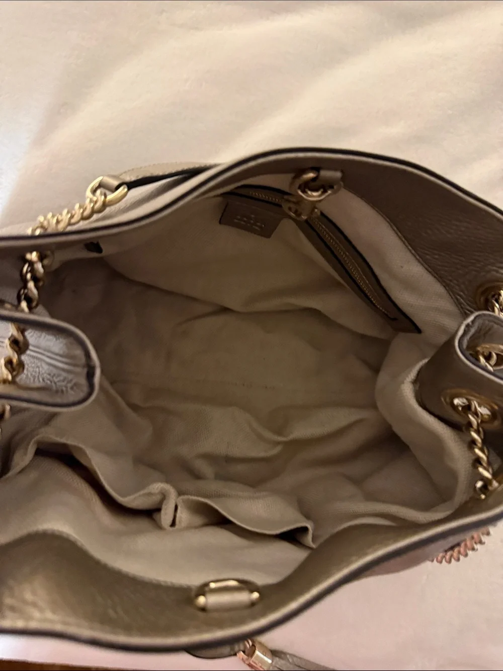 Gucci Metallic Pewter Soho Shoulder Bag with Tassel Chain Strap - Picture 2 of 5